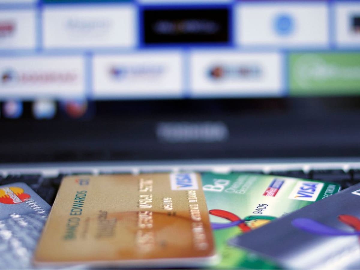 Boom de pagos digitales en Chile: usuarios realizan 374 transacciones al año y expertos alertan nuevos riesgos de fraude