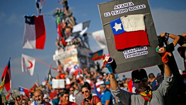 A 6 años del estallido social: informe de Fiscalía revela más de 35 mil delitos y 30 muertos