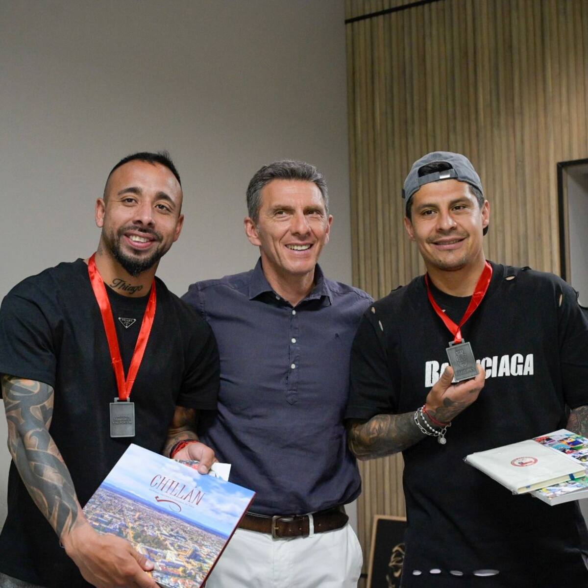 “Son símbolos del club”: alcalde de Chillán homenajeó a los referentes de Ñublense que dejarán el equipo en 2026