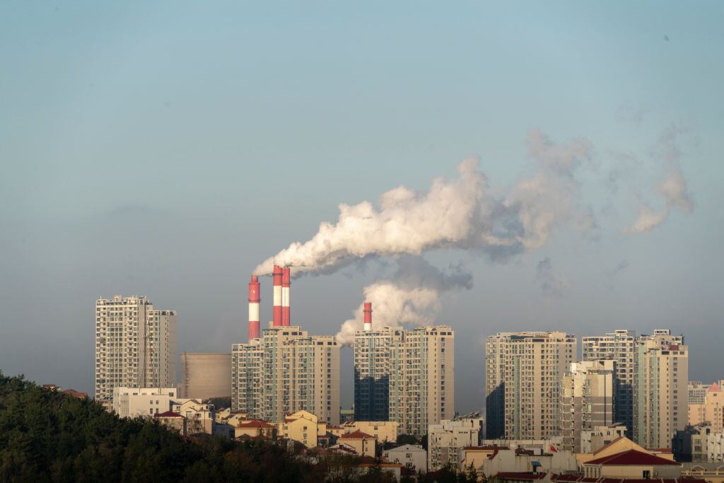 Industria china lanza gases contaminantes en la provincia de Shandong