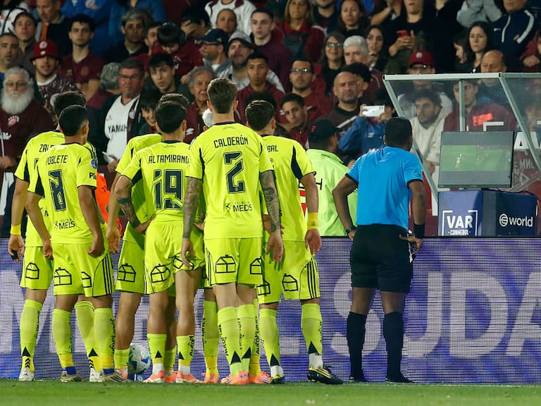 El VAR dejó fuera a la U de la final de Copa Sudamericana