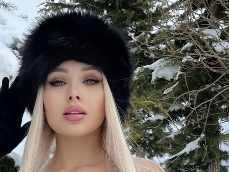 Daniella Chávez dona $720 mil a adulto mayor asaltado: «Le devuelvo lo que esos animales le robaron»