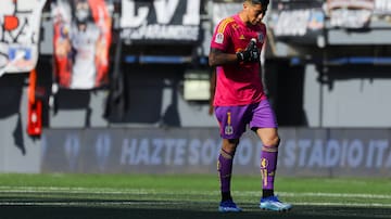 “Si hay acercamientos, no tenemos ningún problema”: Aníbal Mosa le abre la puerta a Brayan Cortés en Colo Colo