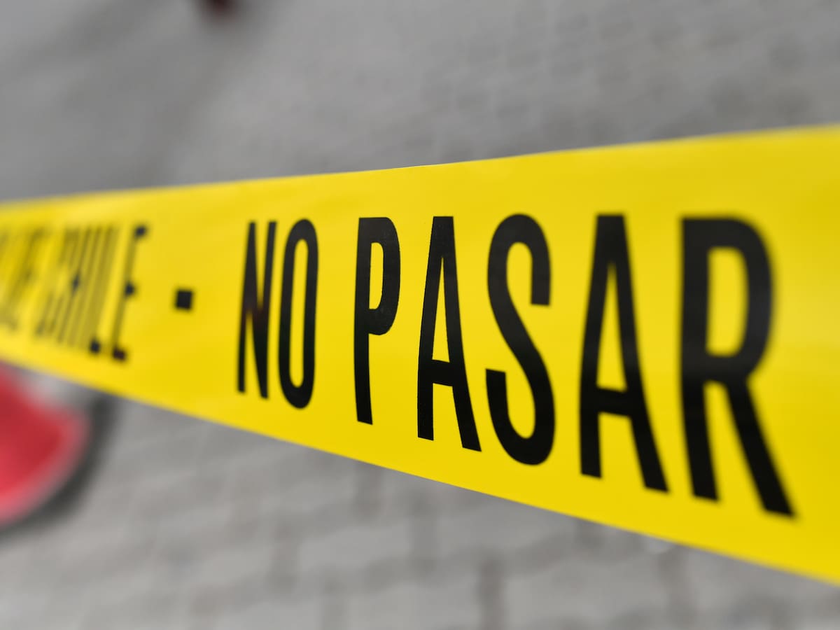 Solo tardaron 20 segundos: cuatro delincuentes protagonizan violento robo a perfumería en Curanilahue