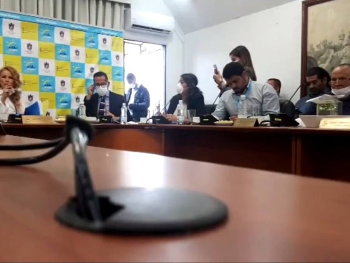 Graban a alcaldesa de Maipú tratando de «basura» a miembros del Concejo Municipal