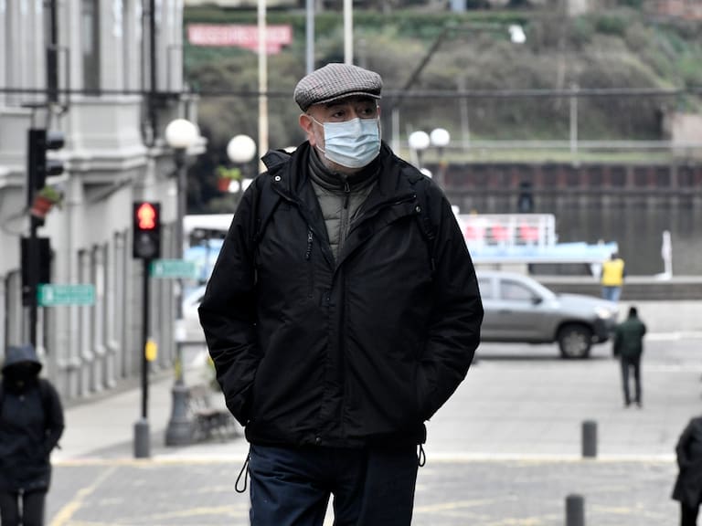 Seremi de Salud de Aysén reafirma uso obligatorio de mascarilla en Chile Chico: «En la práctica lo que ellos van a hacer es dejar de fiscalizar»