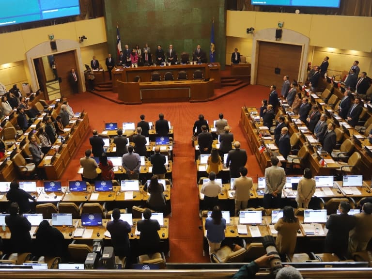 Cámara de Diputados aprueba aumento del plazo de detención para materialización de expulsiones administrativas