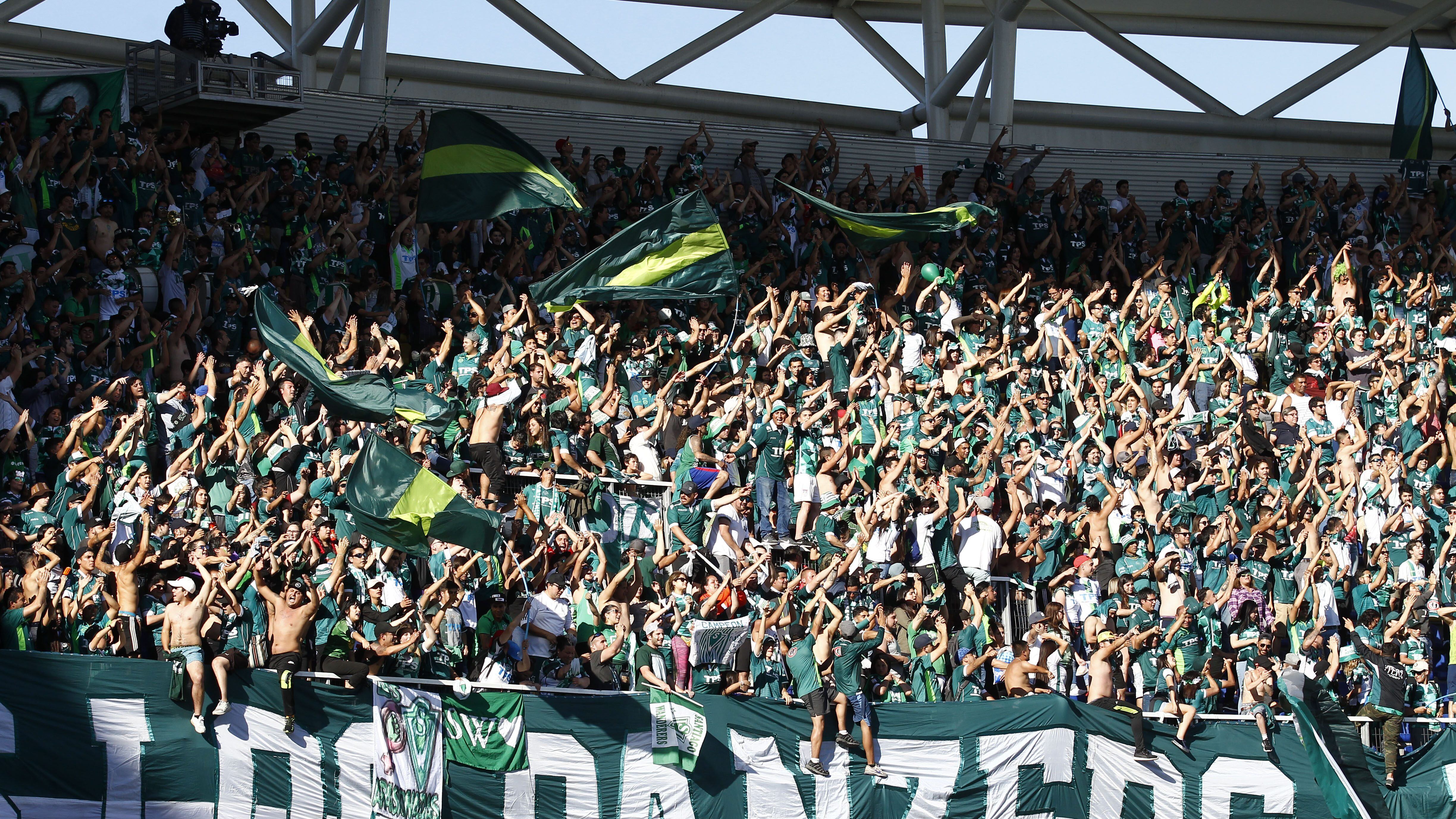 Hinchas de Santiago Wanderers