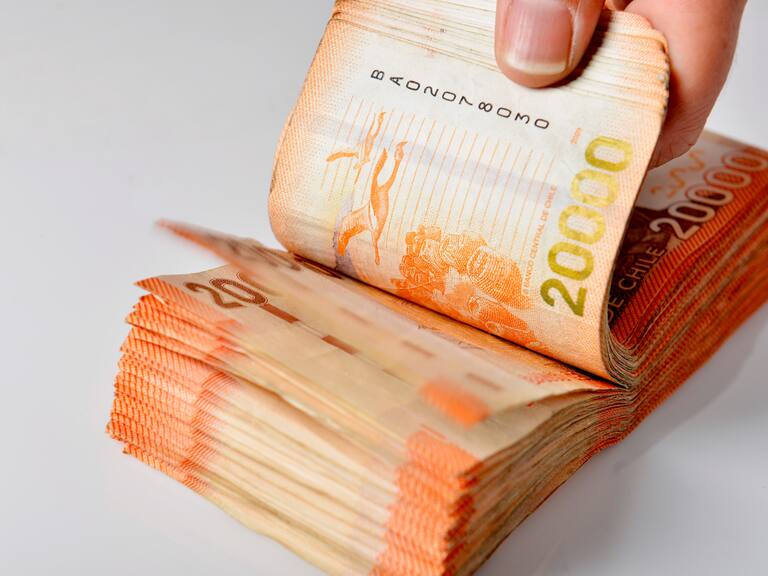 Autopréstamo de fondos de AFP en Chile | Agencia Uno