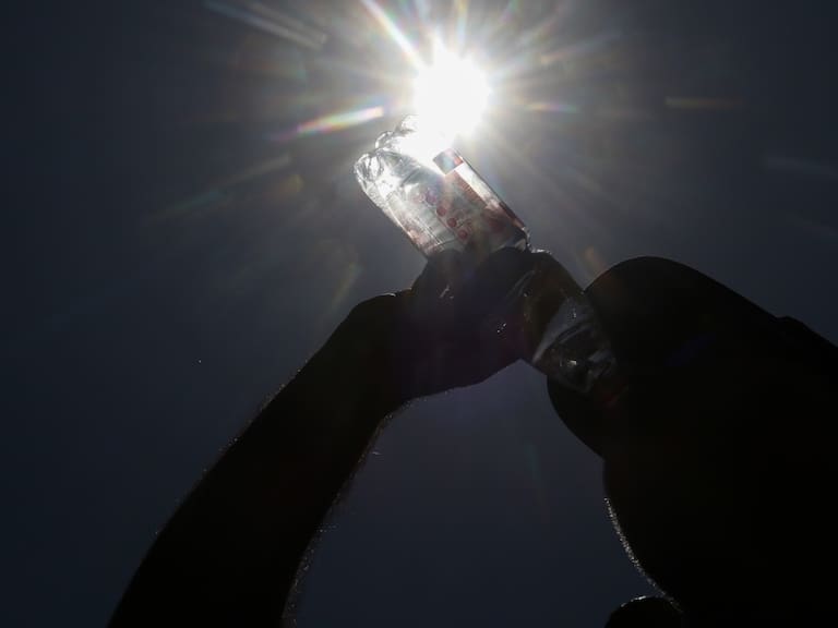 Meteorología emite aviso de «altas temperaturas» para tres regiones y alerta de tormentas eléctricas en el norte del país