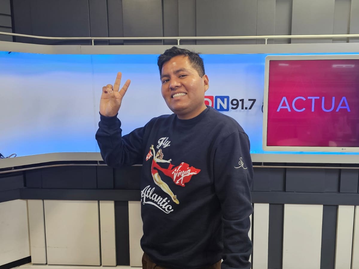 Óscar Tito, el peruano furor de redes sociales: “Los gays somos graciosos, sufrimos tanto de bullying, que tenemos que cambiar a la gracia”