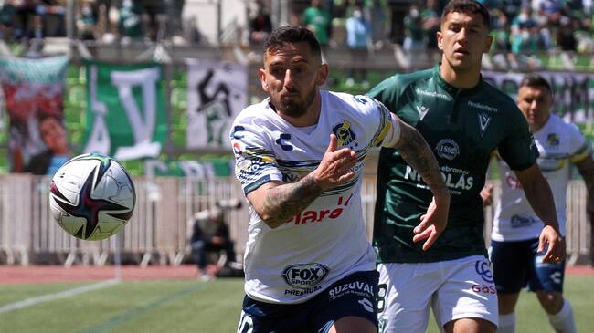 La peculiar reacción en redes sociales de Everton ante los títulos que sumó Santiago Wanderers