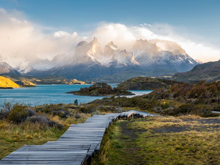 Turista israelí arriesga prohibición de ingreso a Chile por 3 años tras encender cigarrillo en Torres del Paine