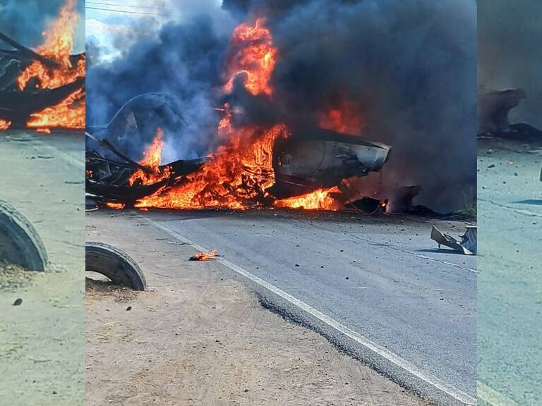 Impactantes imágenes: el momento cuando una avioneta de Conaf se estrella en la Ruta 5 Sur