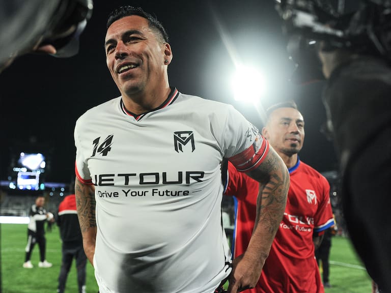 “Estoy ilusionado”: exdelantero de Colo Colo reconoce interés en ser dirigido por Paredes en la Segunda División