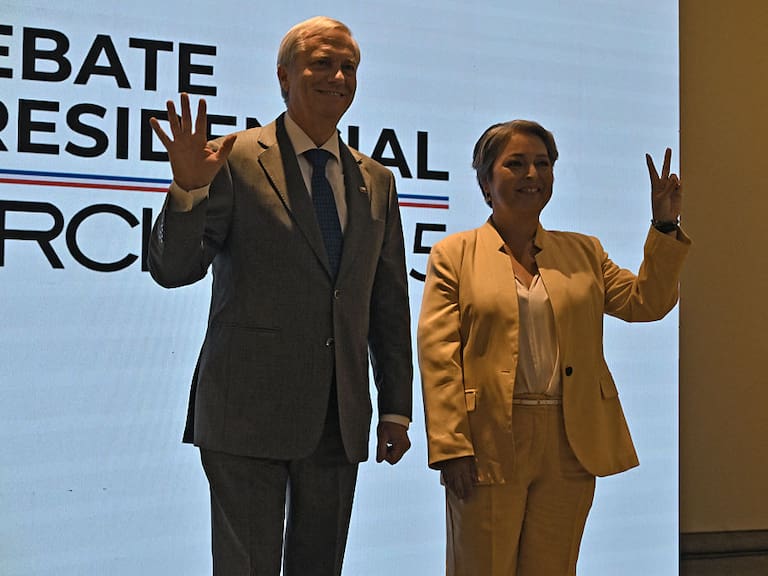 Si eres jubilado y te preocupa tu pensión, esto dijeron sobre el tema Kast y Jara en el debate ARCHI