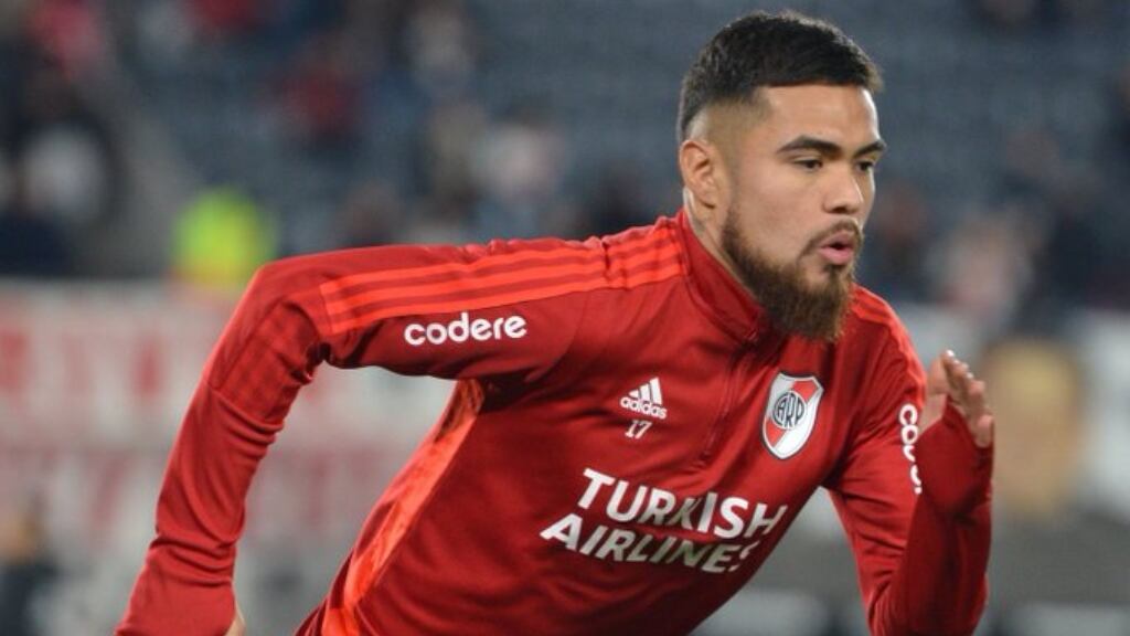 Paulo Díaz es criticado en su regreso a River Plate tras la gira por Asia con La Roja: "Vuelve todo boludo"
