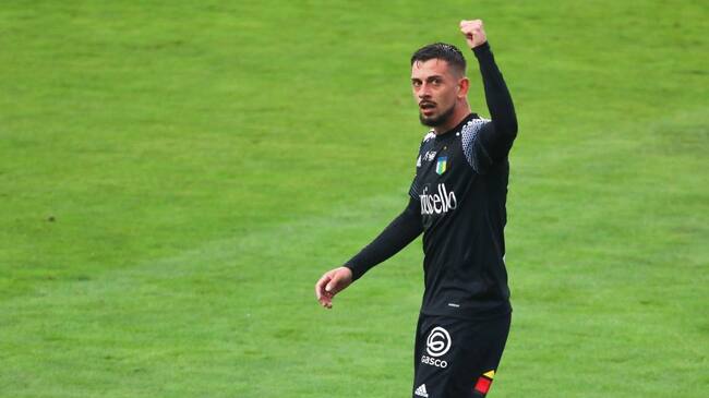 30 DE ENERO DE 2021/RANCAGUAEl jugador Facundo Castro (c) marca el uno a cero frente a Universidad Catlica, durante el partido valido por vigsima cuarta fecha del Campeonato Nacional AFP PlanVital 2020, entre OÕhiggins y Universidad Catlica, disputado en el Estadio El Teniente.
FOTO: SEBASTIAN ORIA/AGENCIAUNO