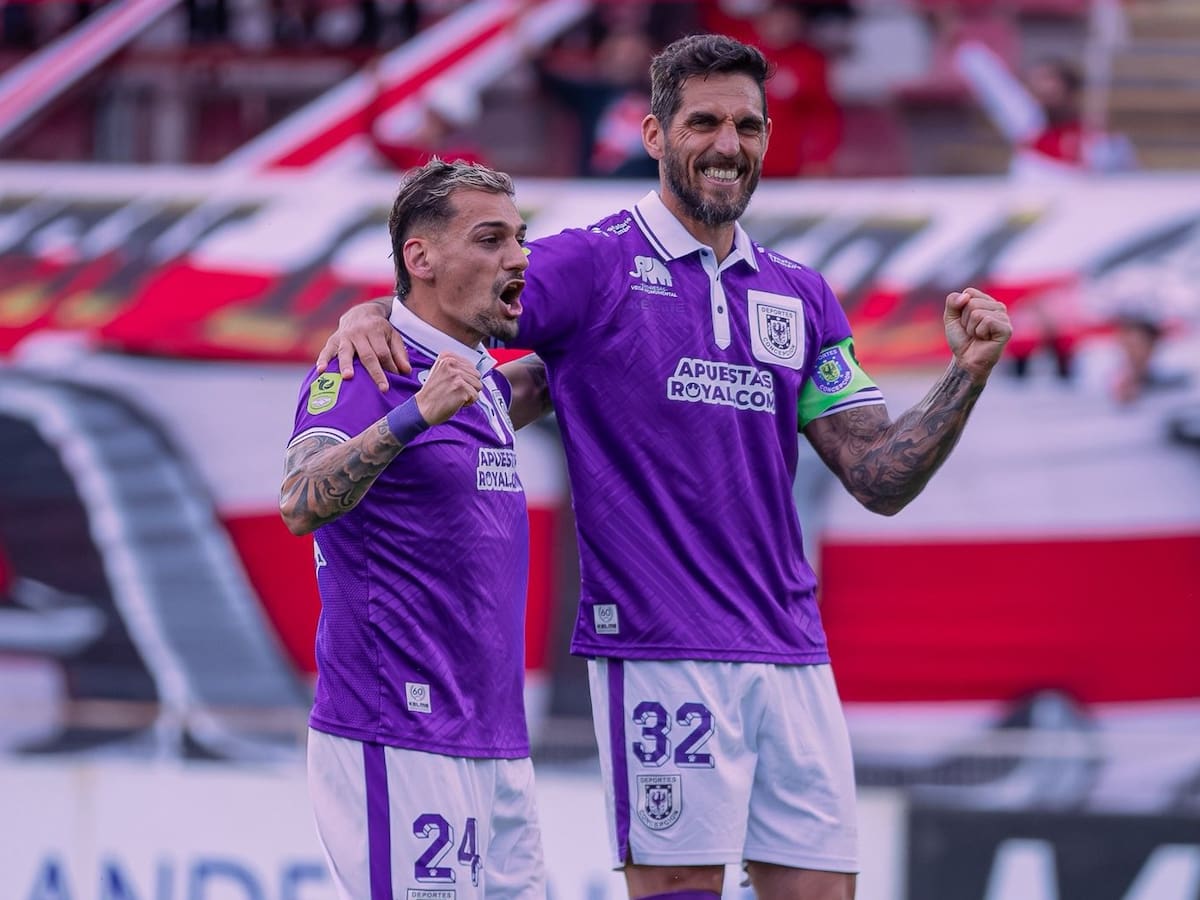 Rugió el león: Deportes Concepción goleó a Curicó Unido y puso pie y medio en los 4tos de final de la Copa Chile
