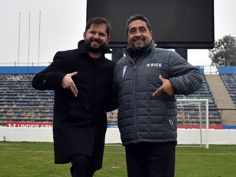 Mario Lepe y su encuentro con Gabriel Boric: «A un cruzado no se le niega un abrazo, un autógrafo o un saludo»