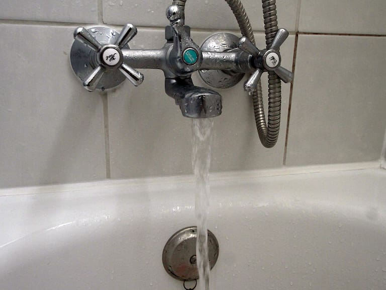 Servicios básicos agua