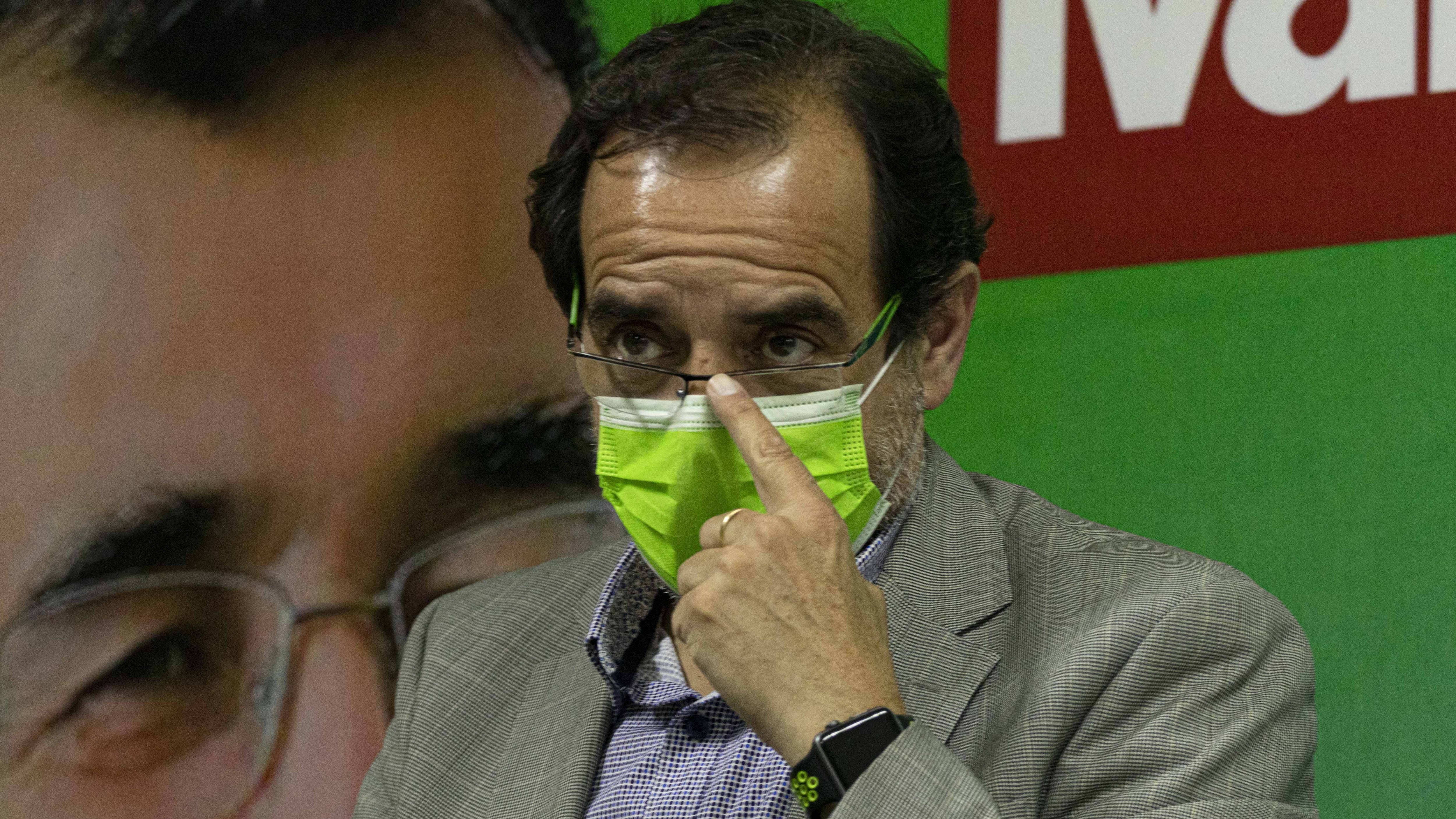 03 DE MAYO 2021 / ARICAJaime Mulet candidato presidencial de la FEDERACION REGIONALISTA VERDE SOCIAL (FRVS), se encuentra en la ciudad de Arica realizando una gira que difunde la importancia del Regionalismo en el proceceso de desconcentración del poder
FOTO: NICOLAS LE-BLANC / AGENCIAUNO