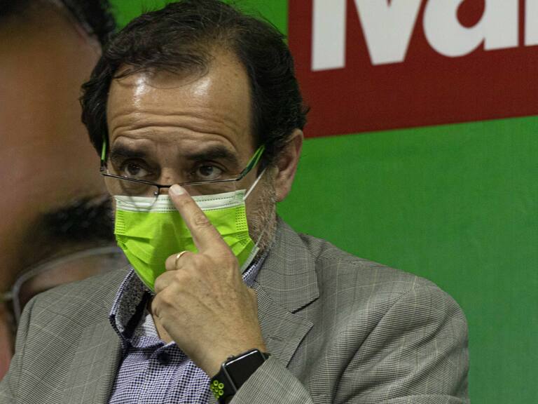 03 DE MAYO 2021 / ARICAJaime Mulet candidato presidencial de la FEDERACION REGIONALISTA VERDE SOCIAL (FRVS), se encuentra en la ciudad de Arica realizando una gira que difunde la importancia del Regionalismo en el proceceso de desconcentración del poder
FOTO: NICOLAS LE-BLANC / AGENCIAUNO