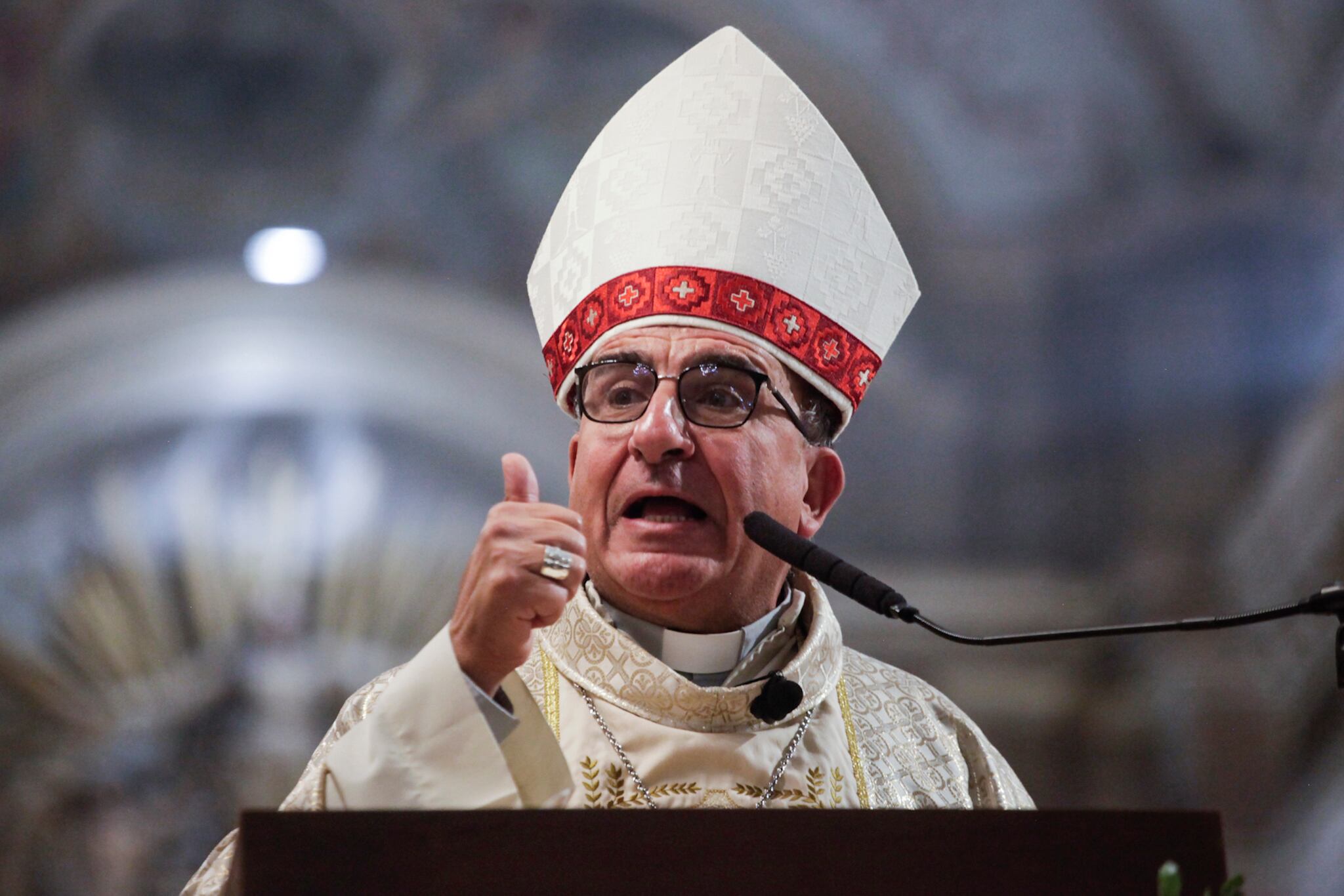 Fernando Chomalí durante la misa de Domingo de Resurrección 2024, 31 de marzo.