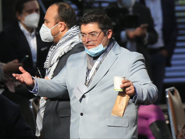 Constituyente Rodrigo Logan respondió a acusación de presunta estafa