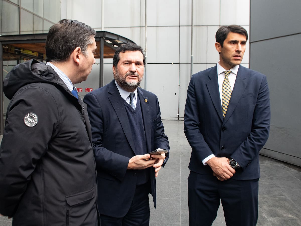 Fiestas y extorsiones: Fiscalía revela cómo funcionaria externa de BancoEstado se conectó con red del Tren de Aragua