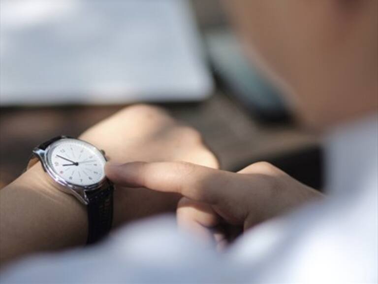 Científicos explican porqué el tiempo pasa más rápido cuando envejecemos