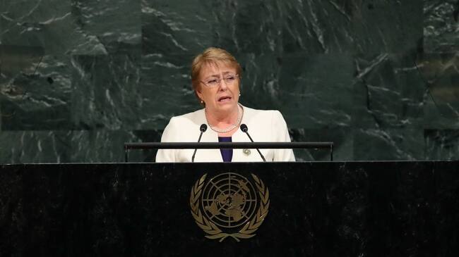 Cuestionamientos a Bachelet por situación en Cuba