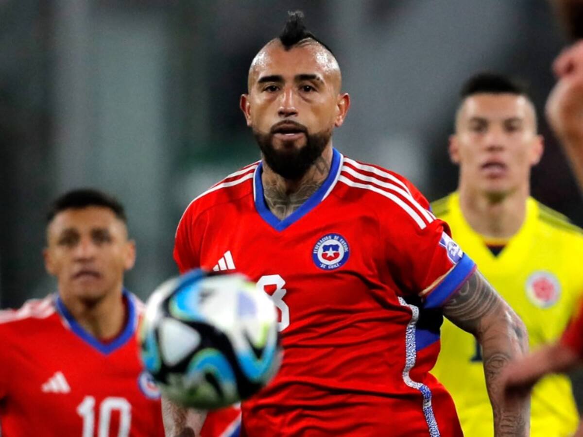 Arturo Vidal inicia periodo de rehabilitación tras exitosa operación de su rodilla derecha
