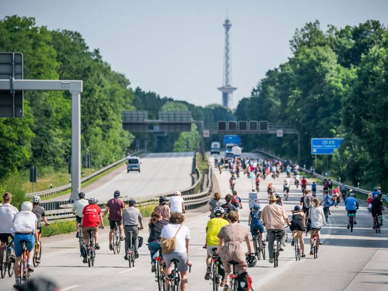 Ciclistas protestan en Berlín