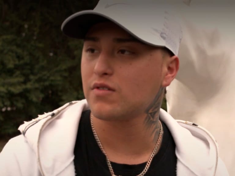 Con un Cristo gigante: La impresionante casa de Pablo Chill-e que dejó sorprendida a María Luisa Godoy