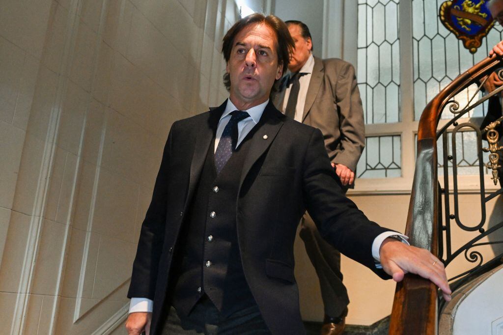 El presidente de Uruguay, Luis Lacalle, luego de una reunión política