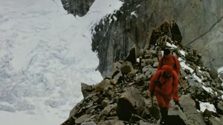 Documental sobre la primera expedición a Torres del Paine estrena emotivo tráiler con regreso de histórico montañista