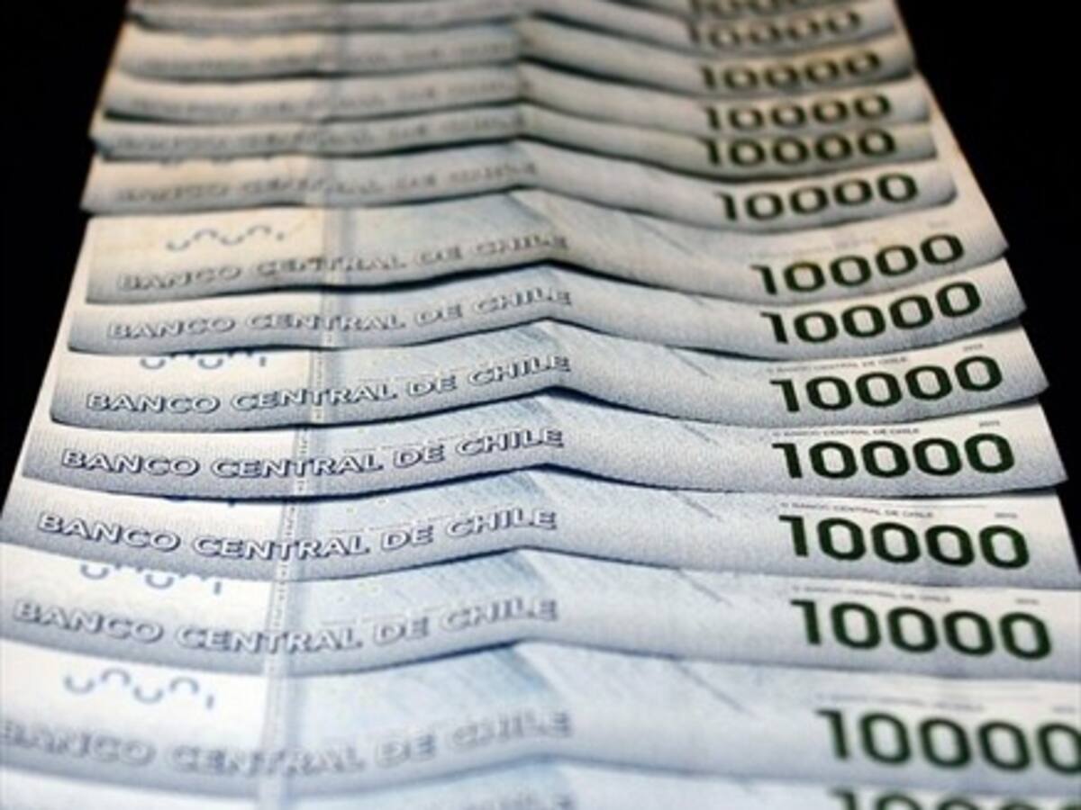 Fundación Sol: «Los sueldos que se pagan en Chile no alcanzan para vivir en Chile»