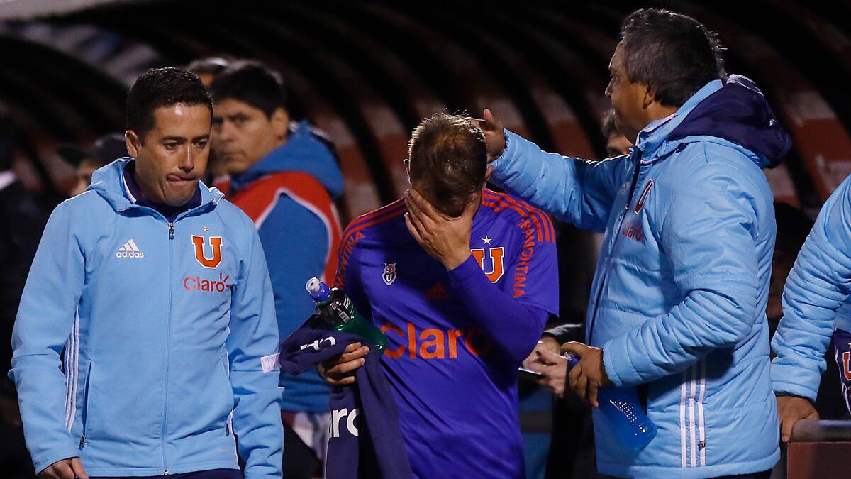“Irme de la U fue la decisión que inició mi retiro del fútbol; no tenía motivos para dejar a la U, más allá de las críticas”