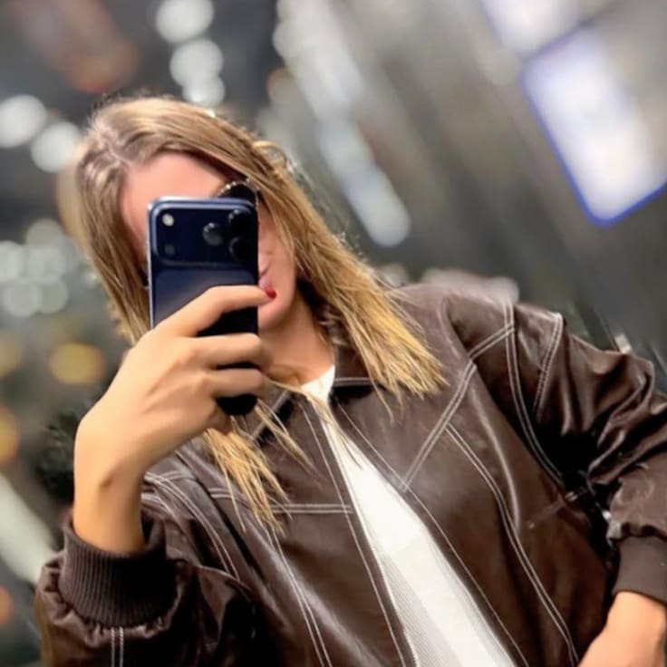 ¿Nuevo quiebre amoroso en la farándula chilena? Aseguran que conocida animadora de TV terminó su relación