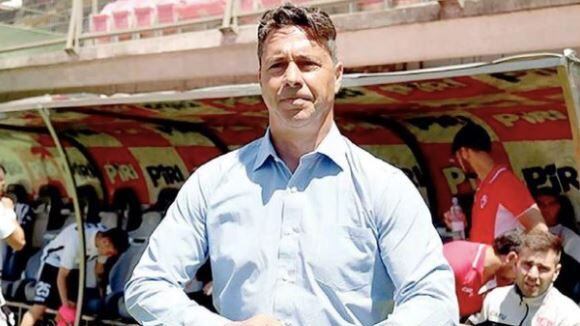 Héctor Almandoz, director técnico de Cobreloa: "Tenemos que trabajar pensando en que somos un club grande"