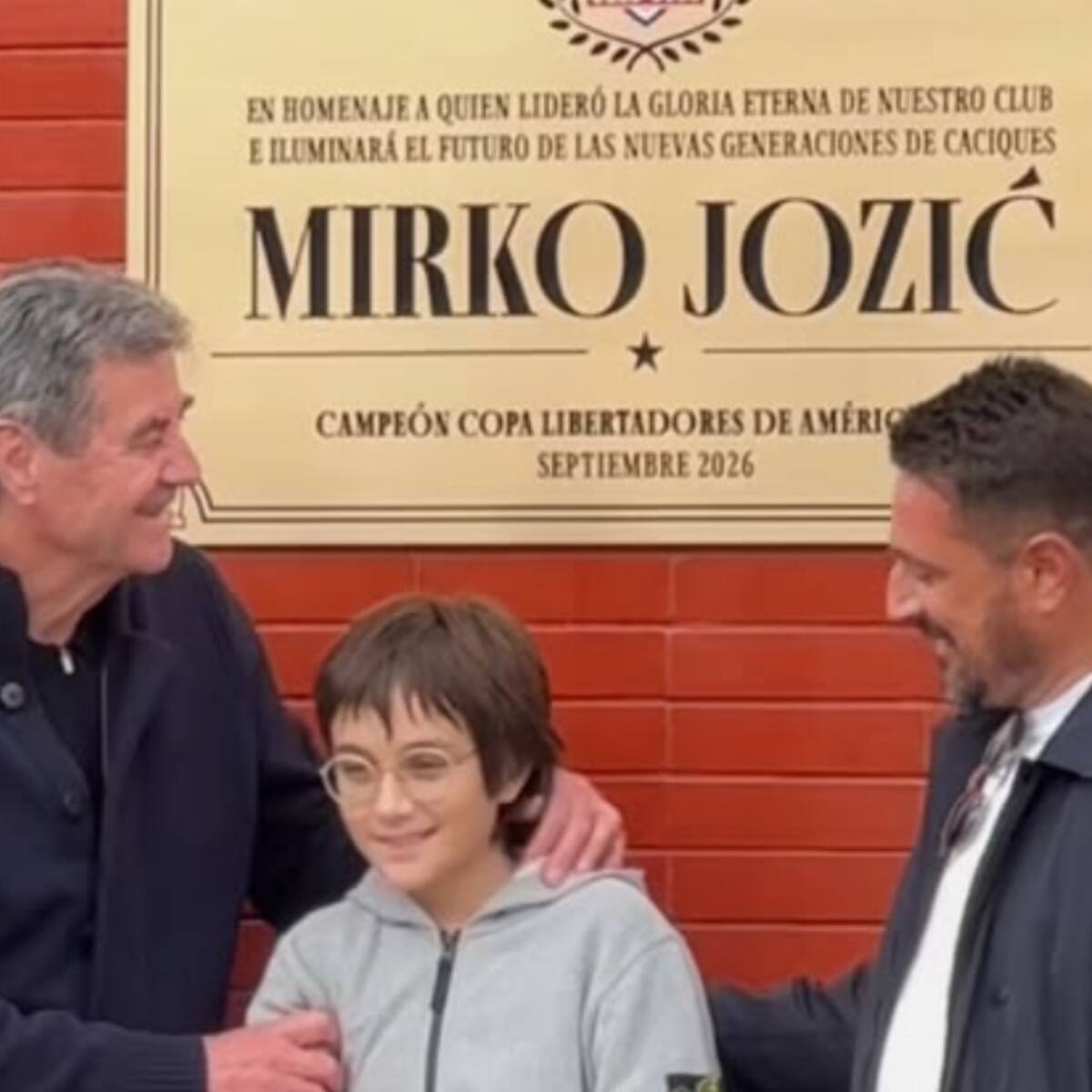 Mirko Jozic vuelve al Monumental y recibe un reconocimiento único: histórico lugar llevará su nombre