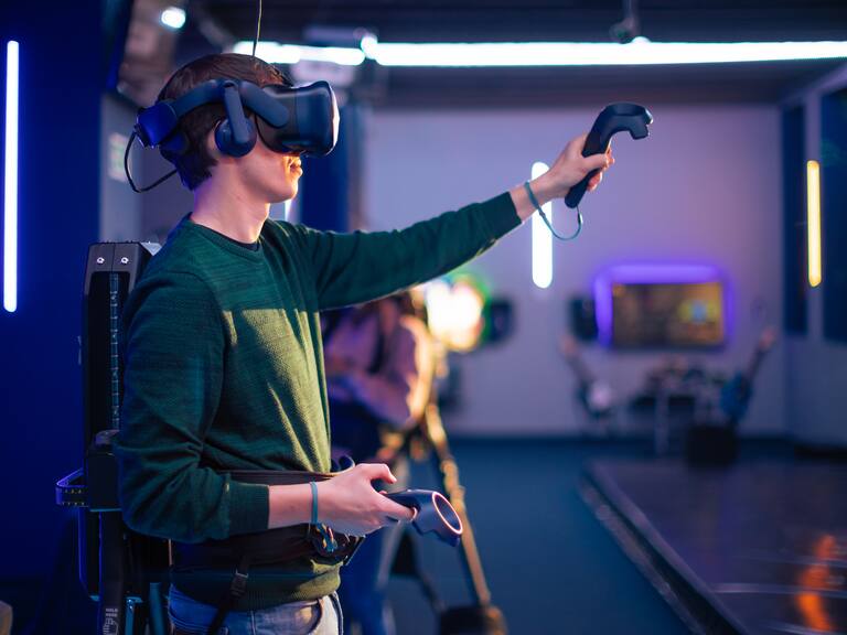 Innovador centro de realidad virtual llega a conocido mall de Santiago: revisa todas las actividades disponibles