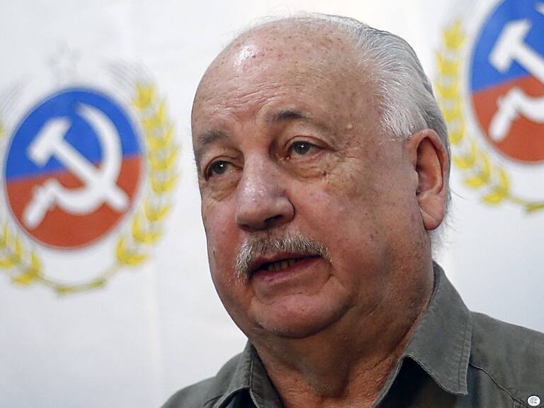 22 de Diciembre de 2019/SANTIAGOEl Partido Comunista de Chile, tras ltimo pleno de su Comit Central, entrego principales resoluciones sobre el proceso constituyente en curso y el momento poltico-social. (en la imagen Guillermo Teillier)
FOTO:CRISTOBAL ESCOBAR/AGENCIAUNO