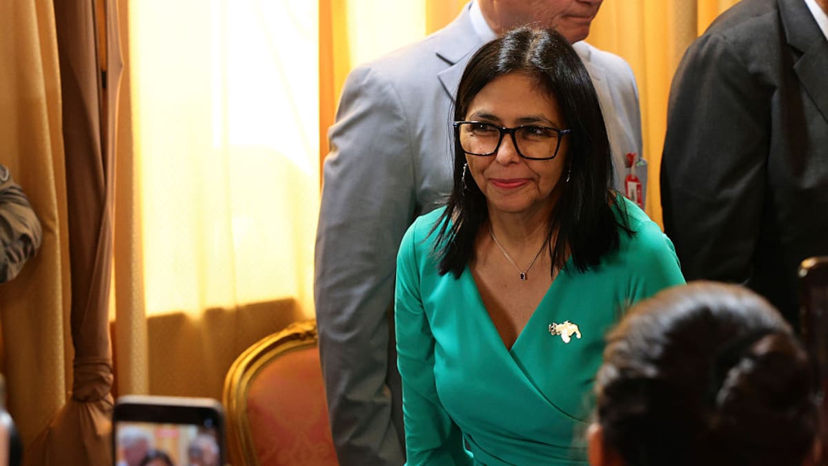 Delcy Rodríguez jura como presidenta encargada de Venezuela y promete continuidad del proyecto chavista