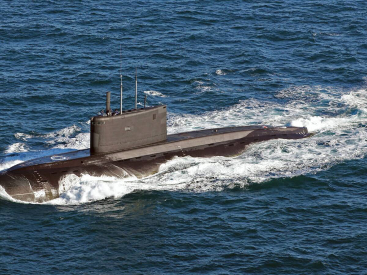 Reino Unido neutraliza incursión submarina de Rusia y lanza una advertencia directa al Kremlin