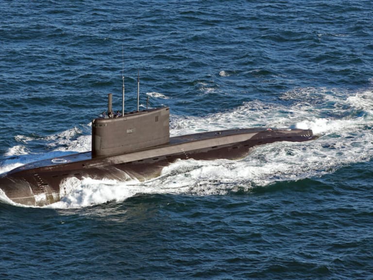Reino Unido neutraliza incursión submarina de Rusia y lanza una advertencia directa al Kremlin