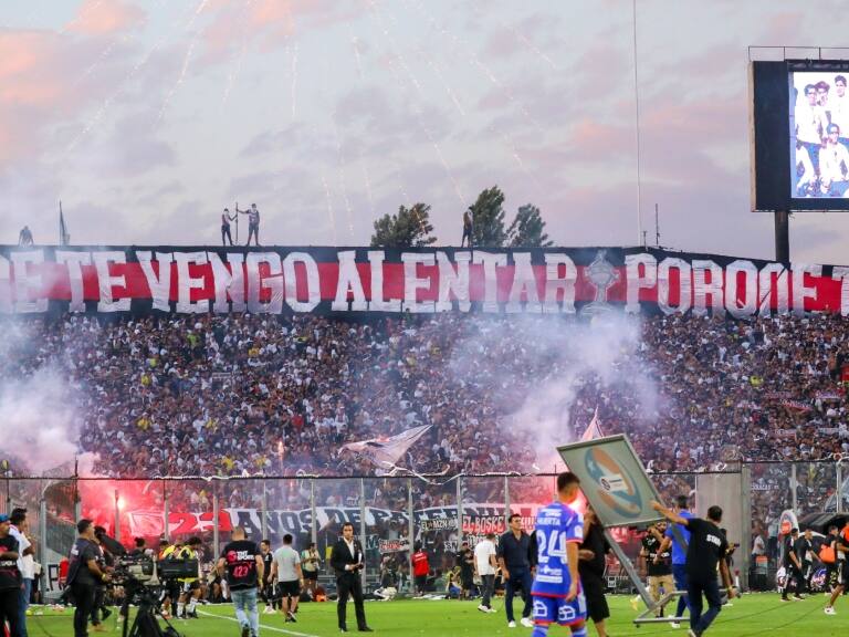 Cristian Garay consigna lanzamiento de fuegos artificiales, piedras y una cortapluma durante el Superclásico