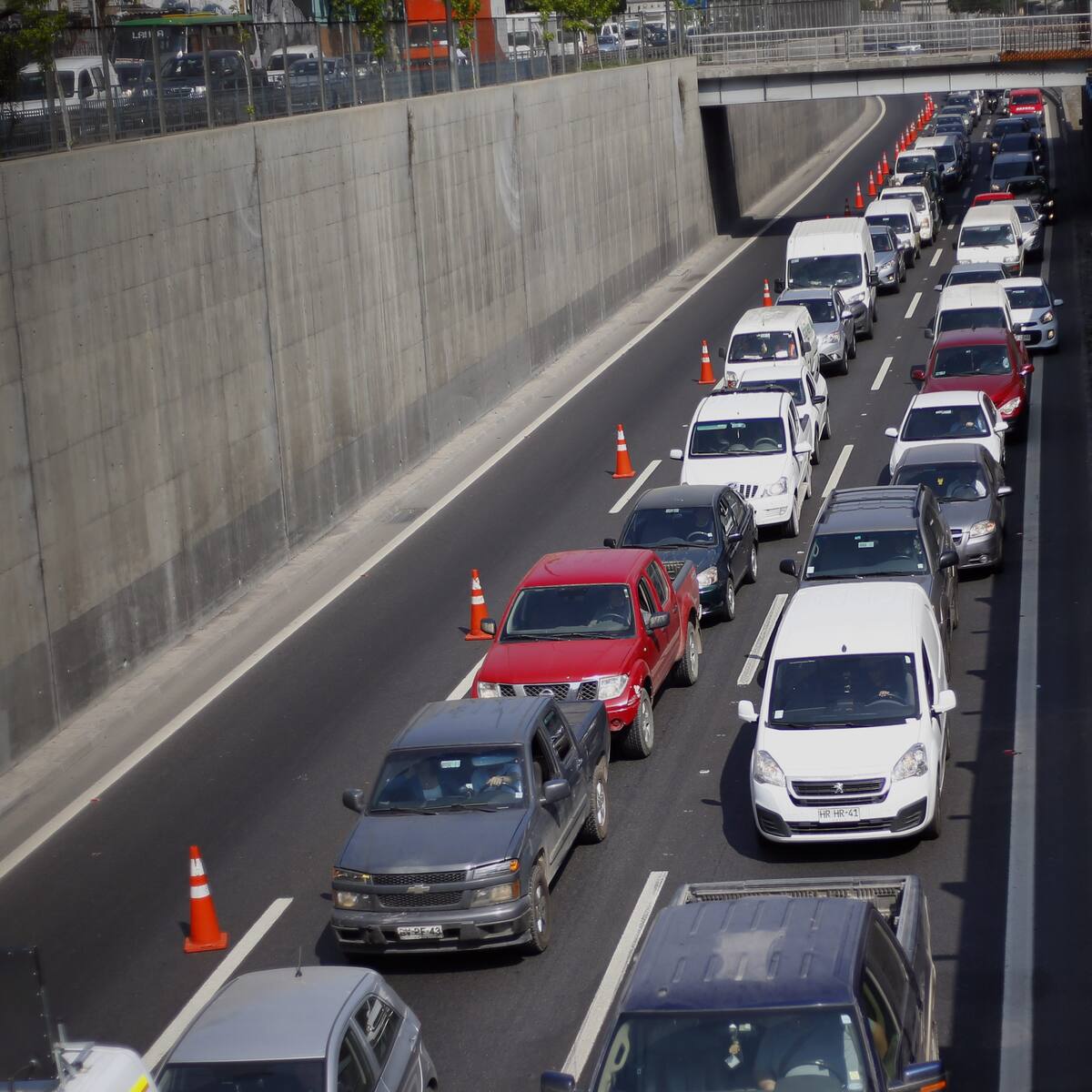 Cámaras de seguridad y más de 30 puntos de fiscalización: Gobierno presenta balance del Plan de Seguridad para autopistas de la RM