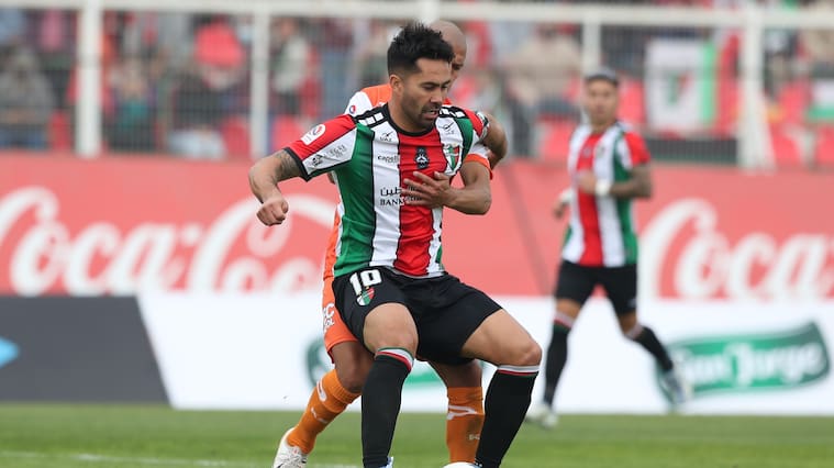 Palestino derrotó a Cobresal en despedida de Luis Jiménez de La Cisterna